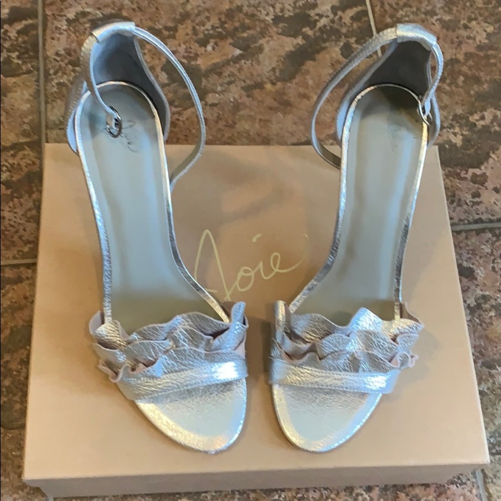 Joie heels